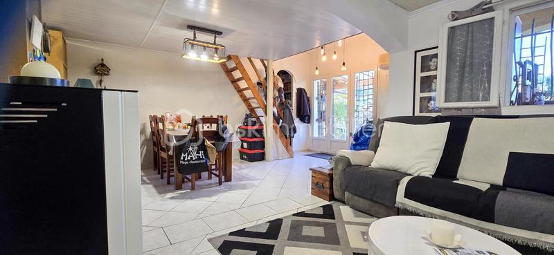 Villa - 180 m² - 6 pièces