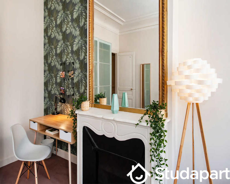 Chambre - 220 m² - 1 pièce