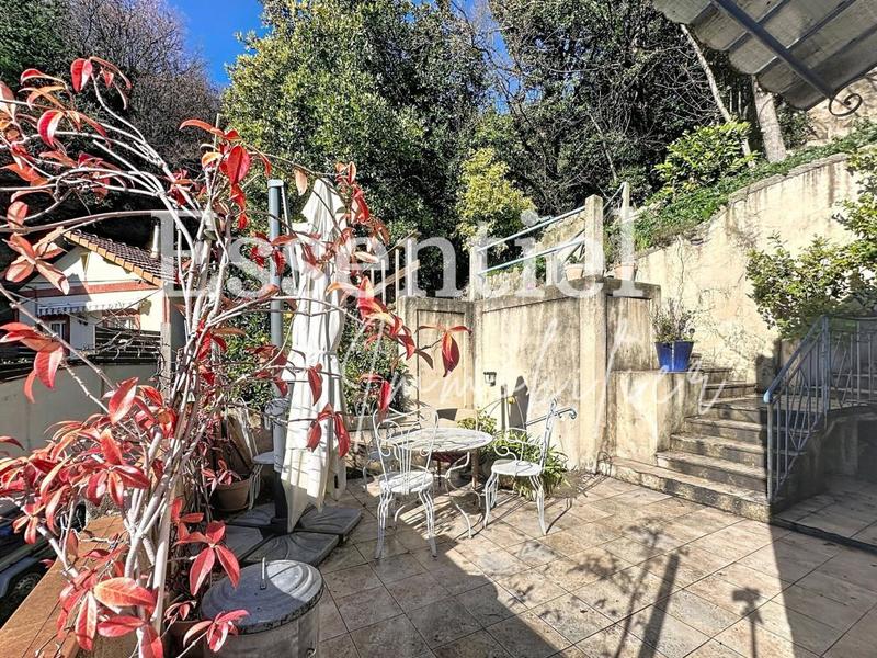 Appartement - 106 m² - 3 pièces