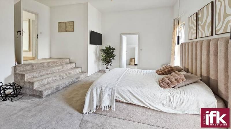 Maison - 193 m² - 6 pièces