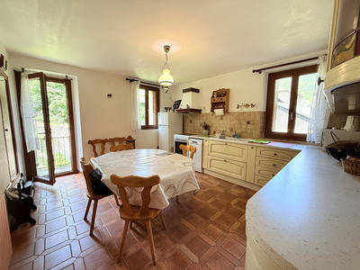 Maison - 175 m² - 6 pièces