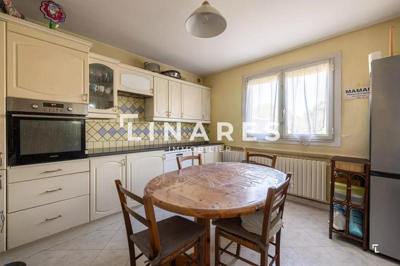 Maison - 110 m² - 4 pièces