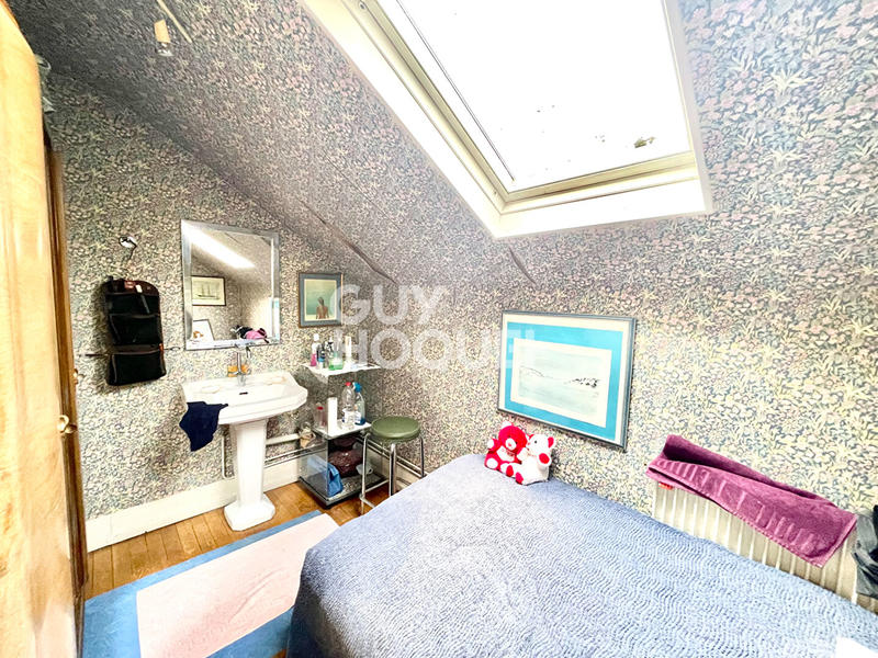 Maison - 102 m² - 5 pièces