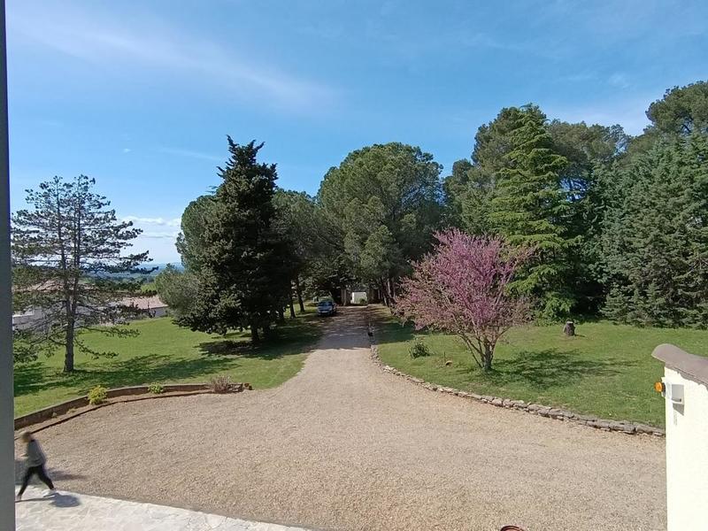 Maison - 210 m² - 5 pièces