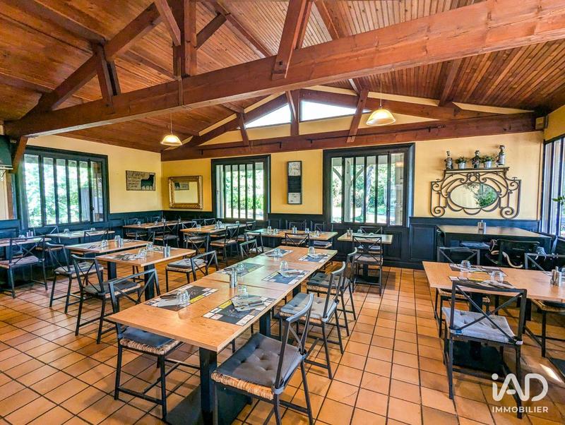 Local commercial - 144 m²