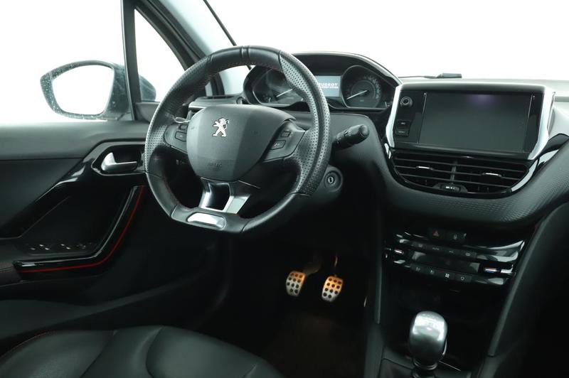 Peugeot 208 1.5 Blue-HDi Gt Line 5p 100 ch