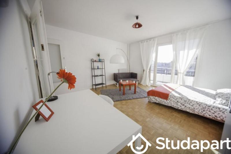 Chambre - 16 m² - 1 pièce