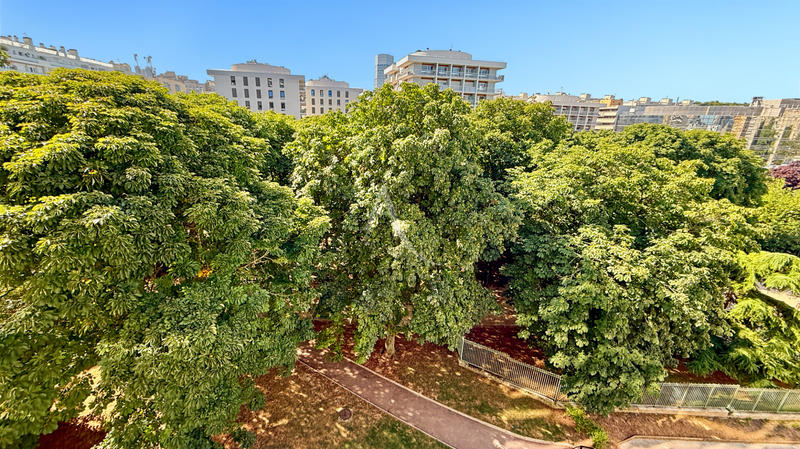 Appartement - 105 m² - 4 pièces