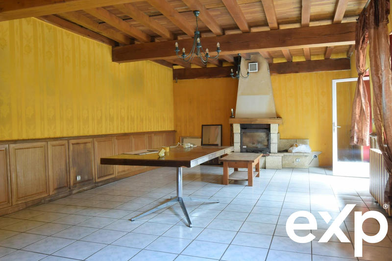 Maison - 90 m² - 5 pièces