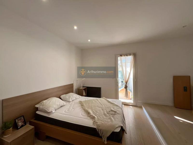 Maison - 185 m² - 6 pièces