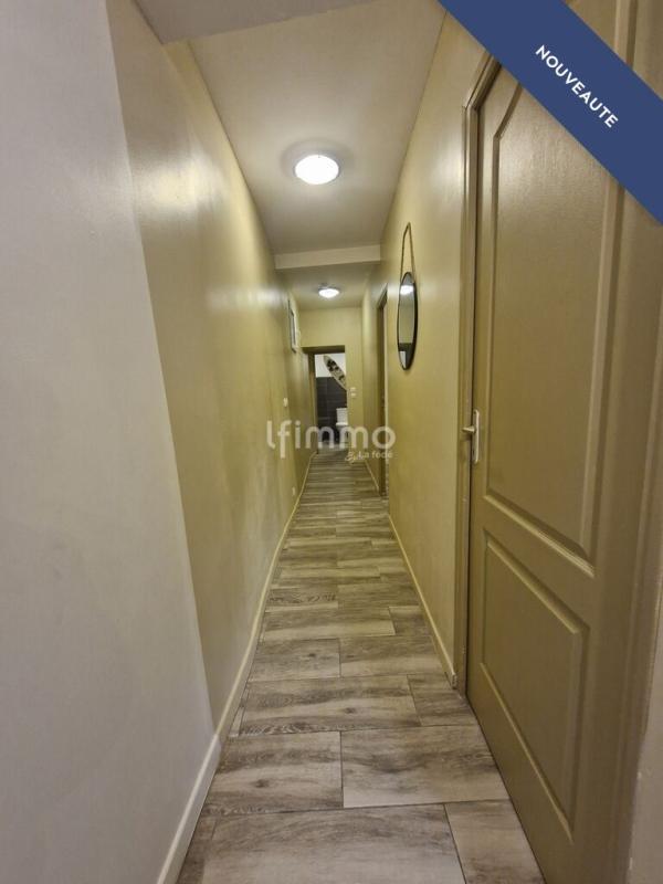 Immeuble - 104 m² - 6 pièces