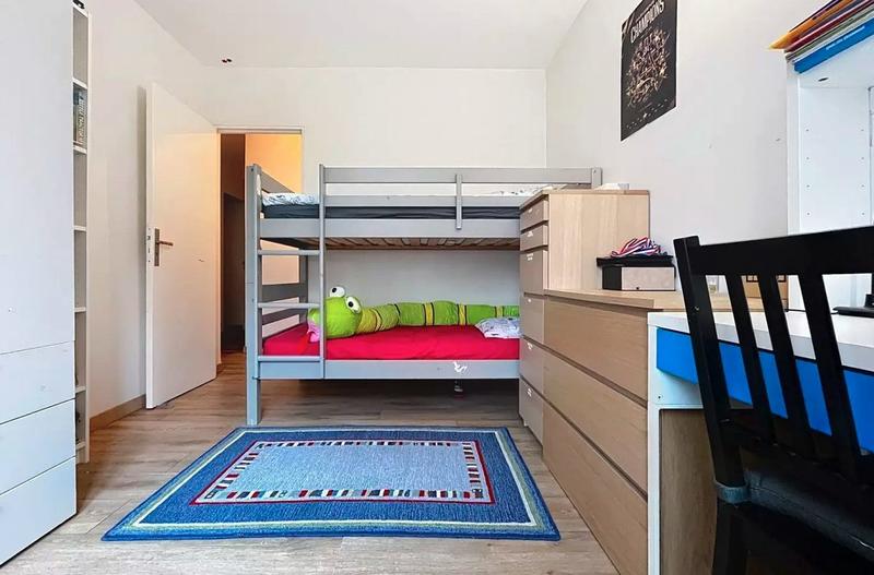 Appartement - 110 m² - 6 pièces