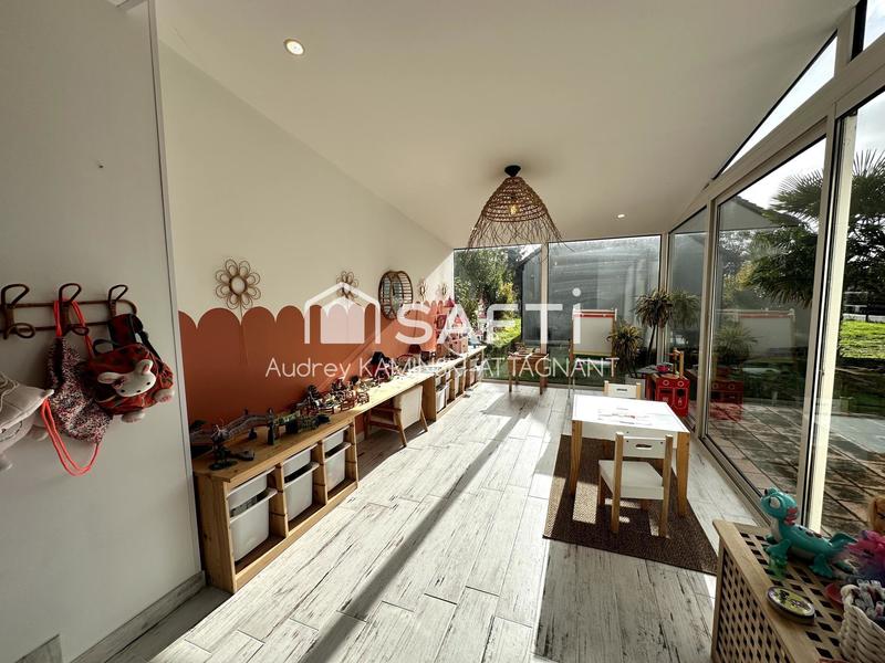 Maison - 115 m² - 8 pièces