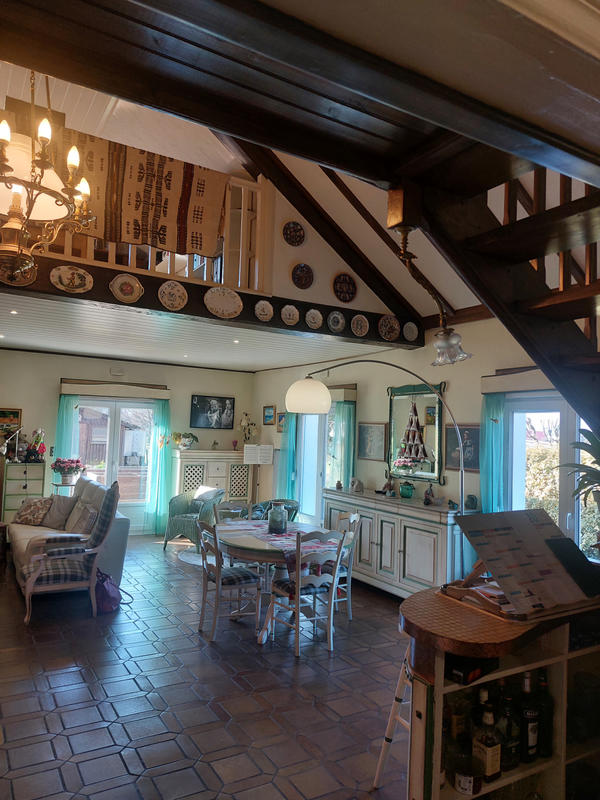 Maison - 140 m² - 6 pièces