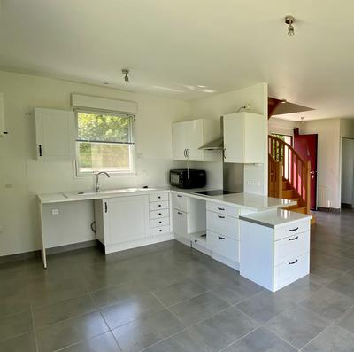 Maison - 100 m² - 6 pièces