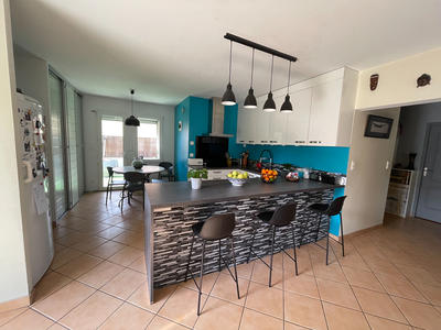 Maison - 140 m² - 6 pièces