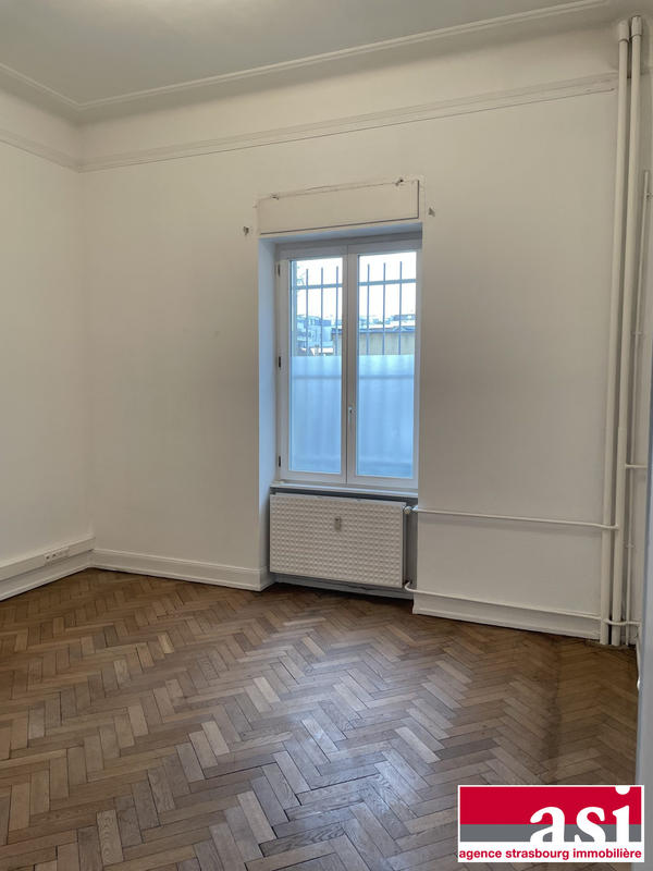 Local commercial - 231 m² - 3 pièces