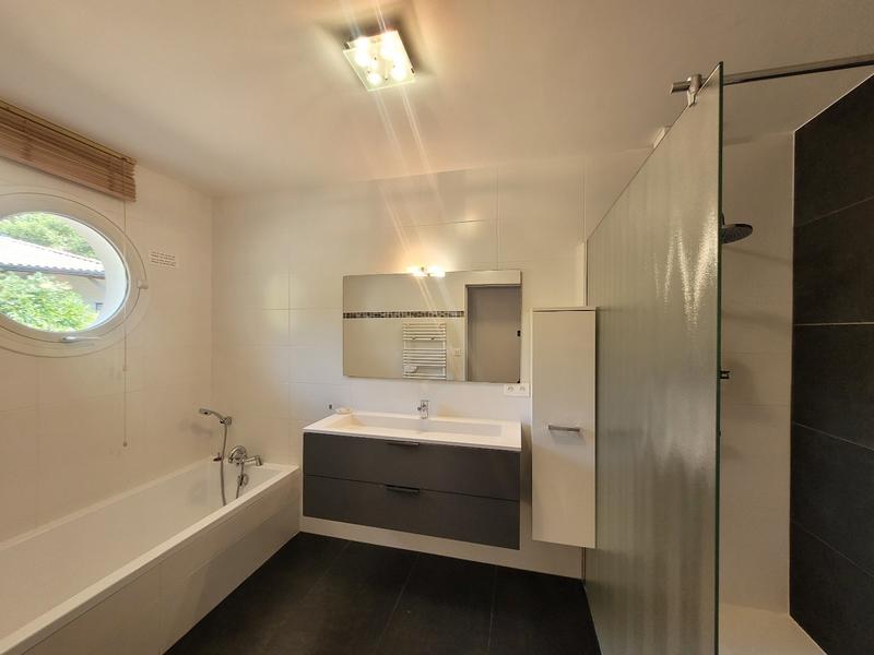 Maison - 173 m² - 6 pièces