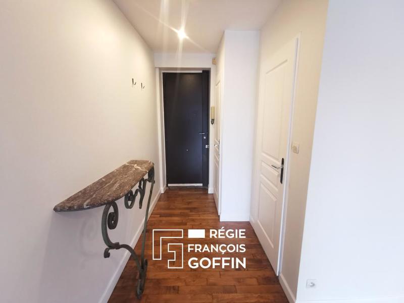 Appartement - 83 m² - 4 pièces