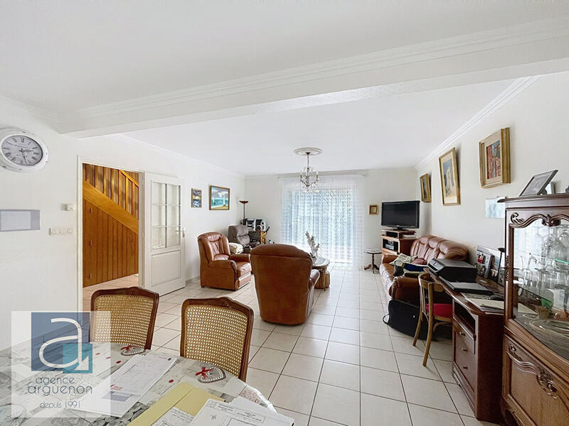 Maison - 171 m² - 5 pièces