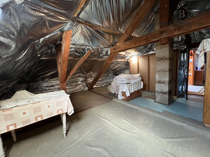 Maison - 98 m² - 6 pièces