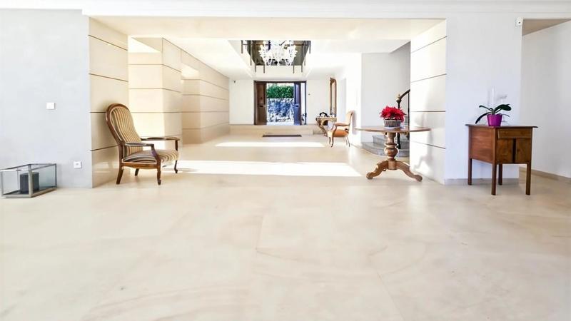 Propriété - 600 m² - 10 pièces