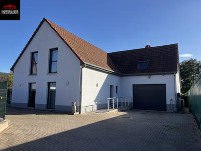 Maison - 234 m² - 7 pièces
