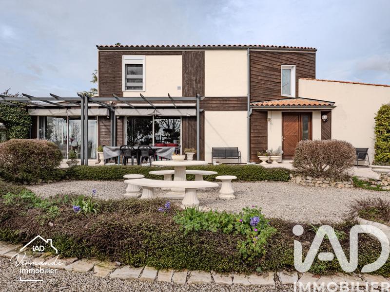 Maison - 170 m² - 7 pièces