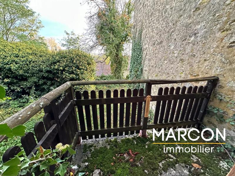 Immeuble mixte - 103 m² - 9 pièces