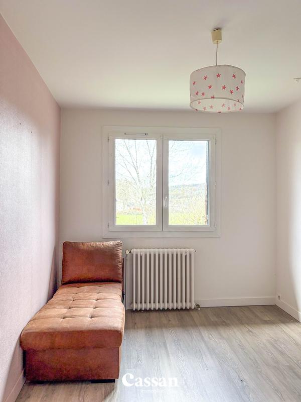 Maison - 97 m² - 5 pièces