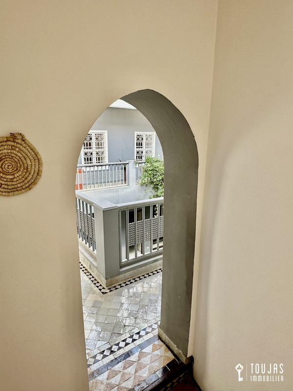 Maison - 350 m² - 7 pièces