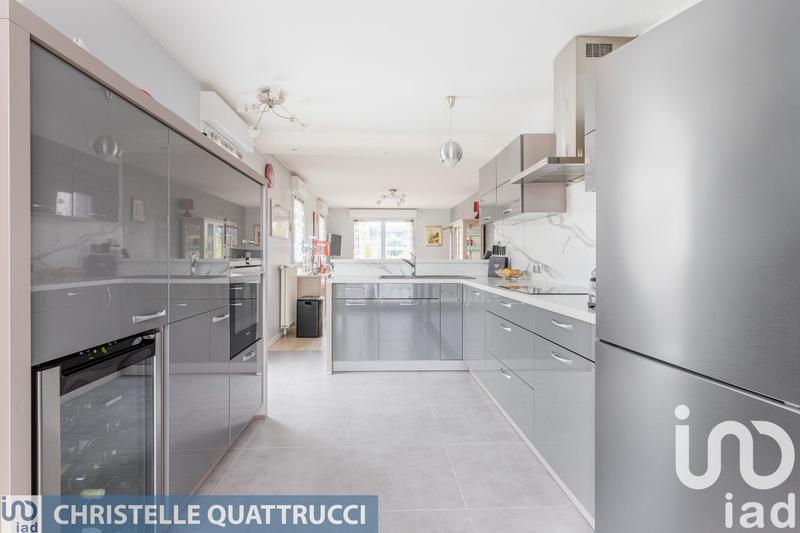 Appartement - 89 m² - 4 pièces