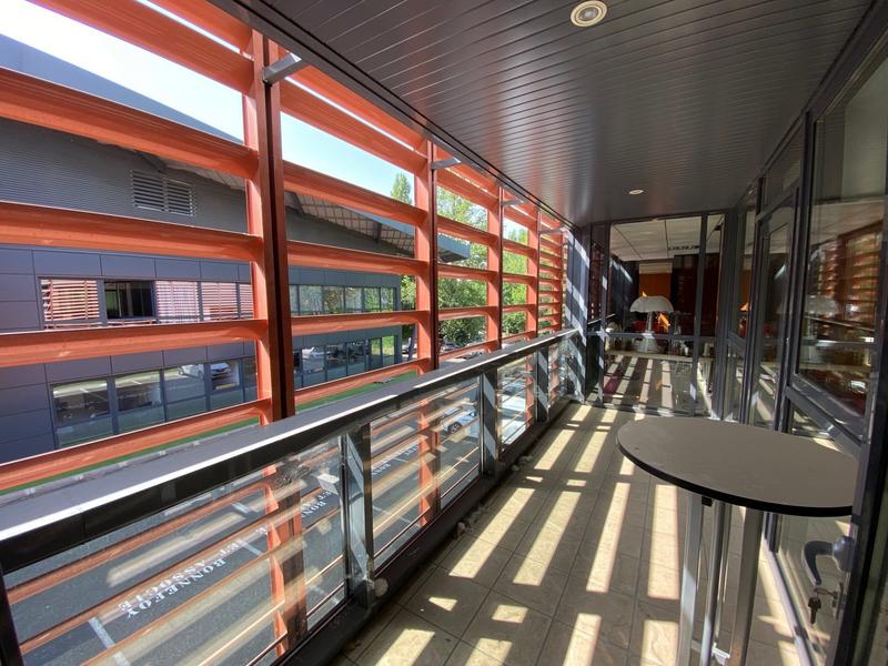 Bureau - 413 m²