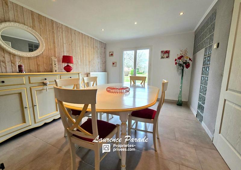 Maison - 140 m² - 6 pièces