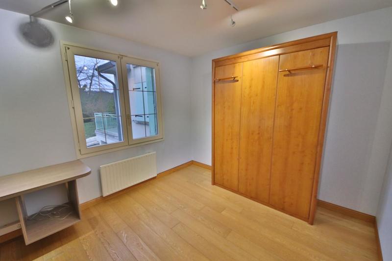 Maison - 211 m² - 10 pièces