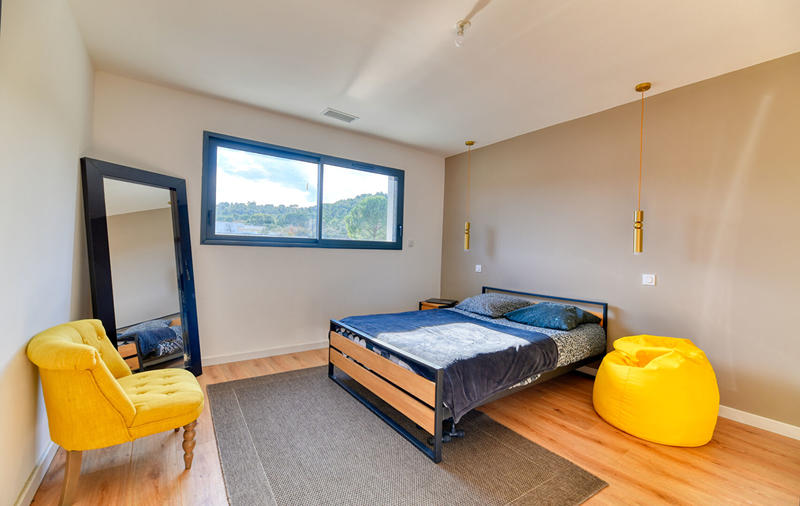 Maison - 231 m² - 6 pièces