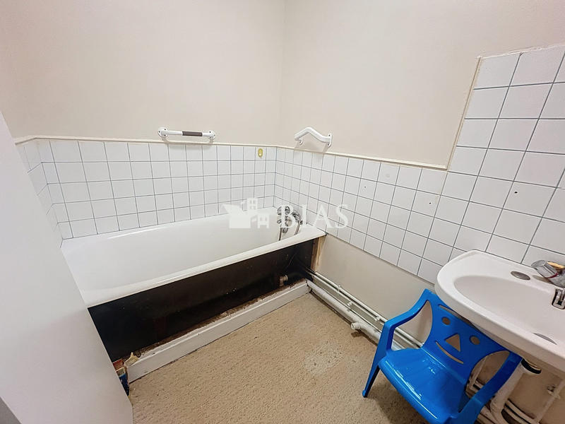 Appartement - 90 m² - 4 pièces