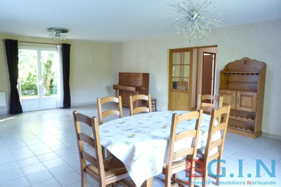 Maison - 130 m² - 7 pièces