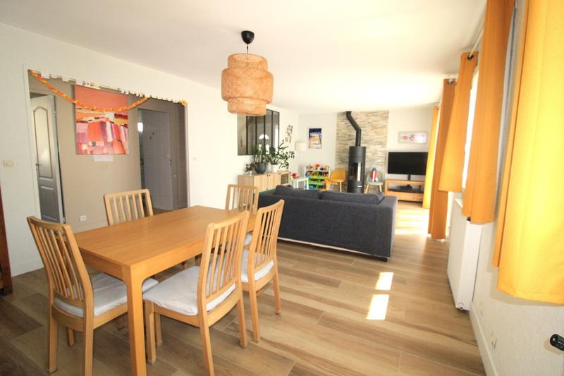 Maison - 150 m² - 7 pièces