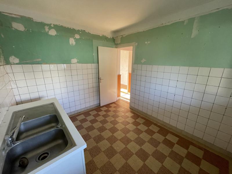 Maison traditionnelle - 76 m² - 4 pièces