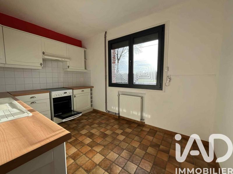 Maison - 95 m² - 5 pièces