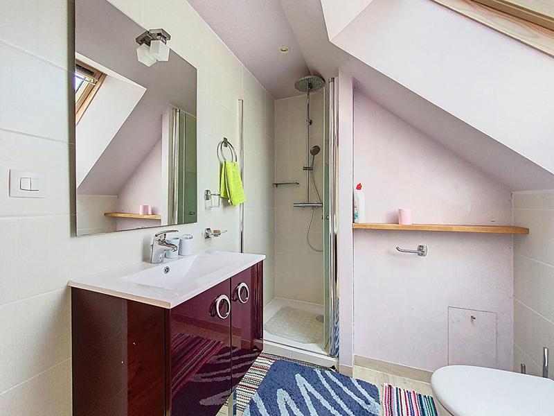 Maison - 111 m² - 5 pièces