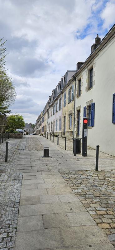 Maison - 203 m² - 9 pièces