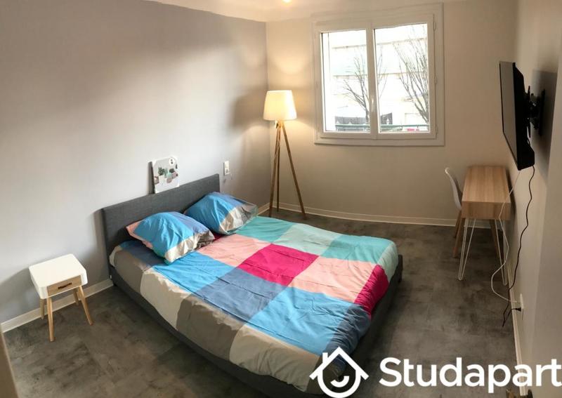 Chambre - 12 m² - 1 pièce