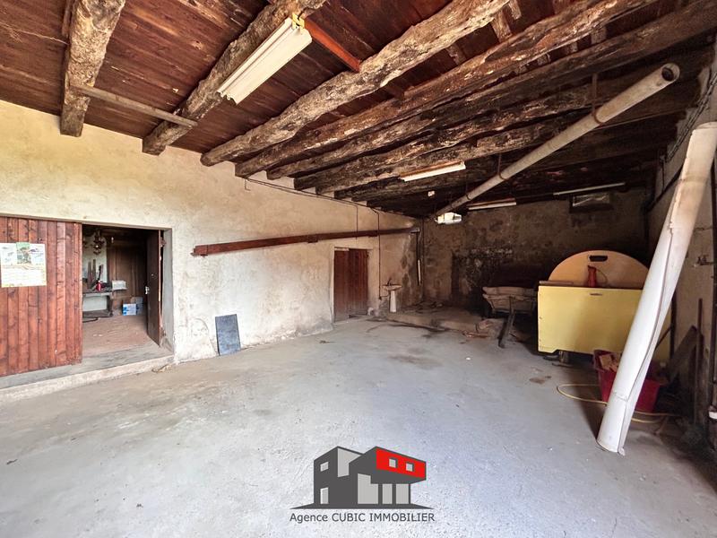 Maison - 147 m² - 10 pièces