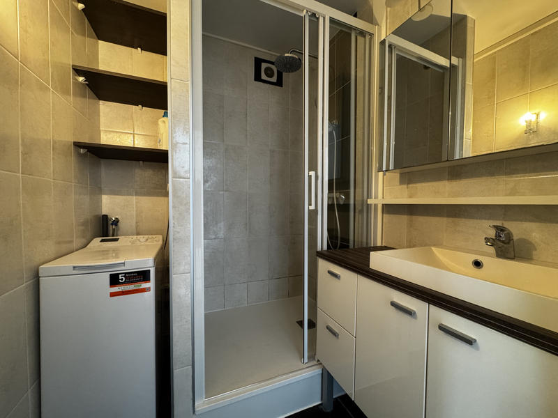 Appartement - 81 m² - 5 pièces