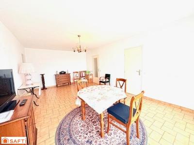 Appartement - 77 m² - 5 pièces