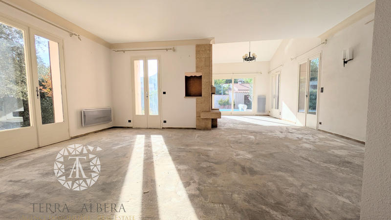 Villa - 157 m² - 5 pièces