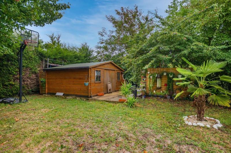 Maison traditionnelle - 153 m² - 6 pièces