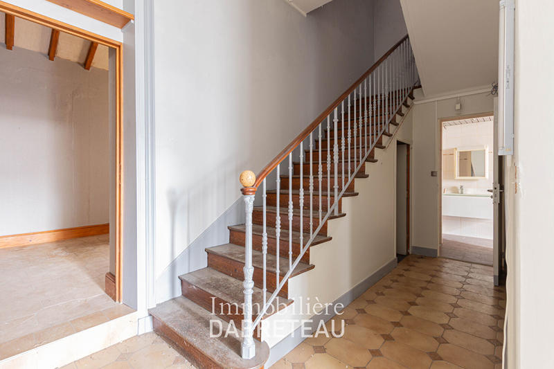 Maison - 181 m² - 5 pièces